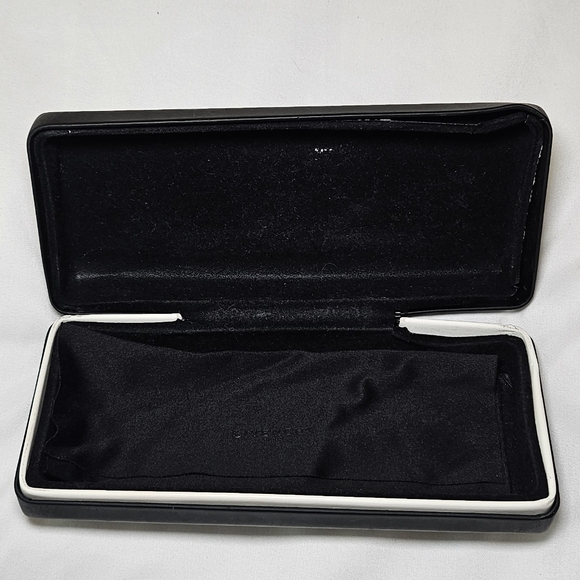 Givenchy Sunglass Case - Picture 6 of 9